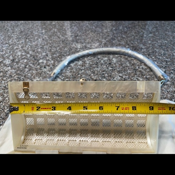 Alana shoulder bag Cult Gaia, ivory, nwt - Picture 8 of 15